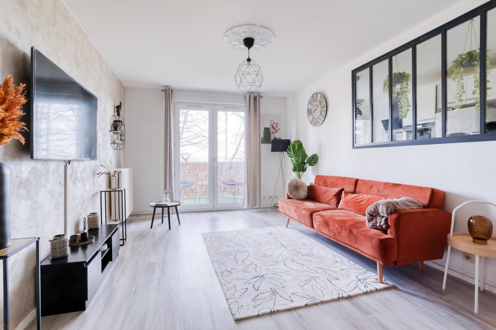 Le Warm Cocon - Spacieux T3 - 5 Personnes - Wifi Et Parking Rosny-sous-Bois Exterior photo